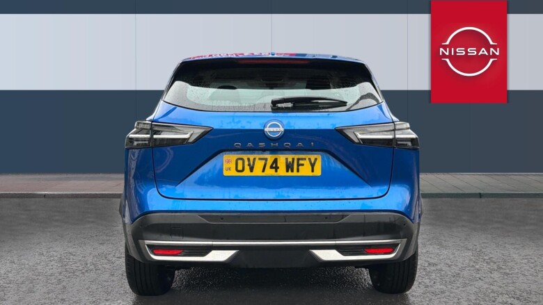 Nissan Qashqai 1.3 DiG-T MH Acenta Premium 5dr Petrol Hatchback